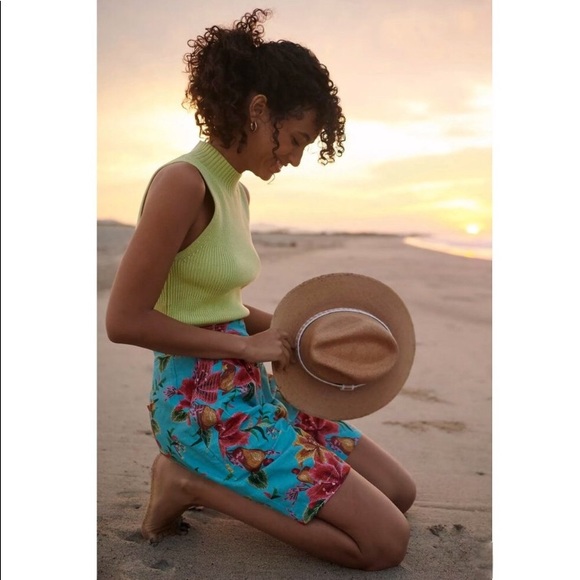 FARM Rio Floral Print Shorts - Blue and Red - Picture 3 of 7